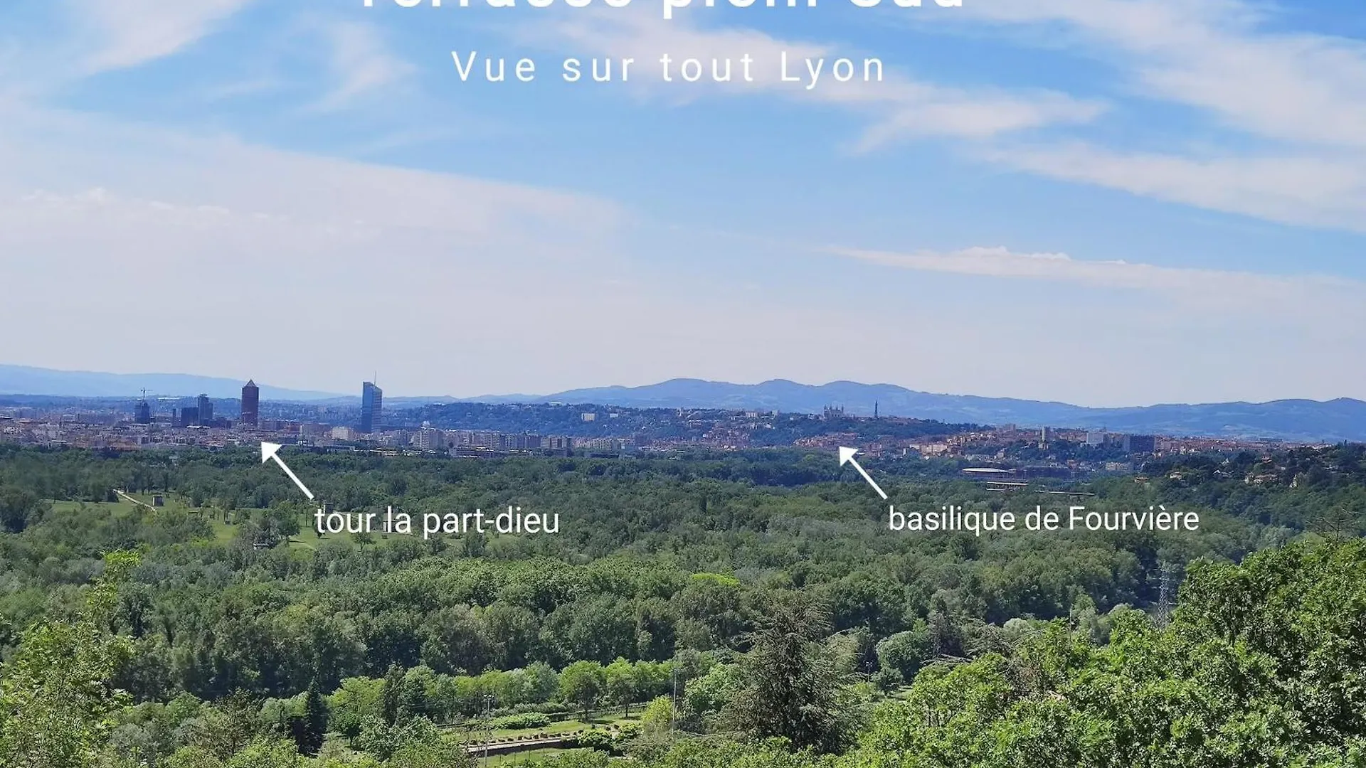 Tipi En Bois Tout Equipe Avec Balneo Rillieux-la-Pape Frankrijk
